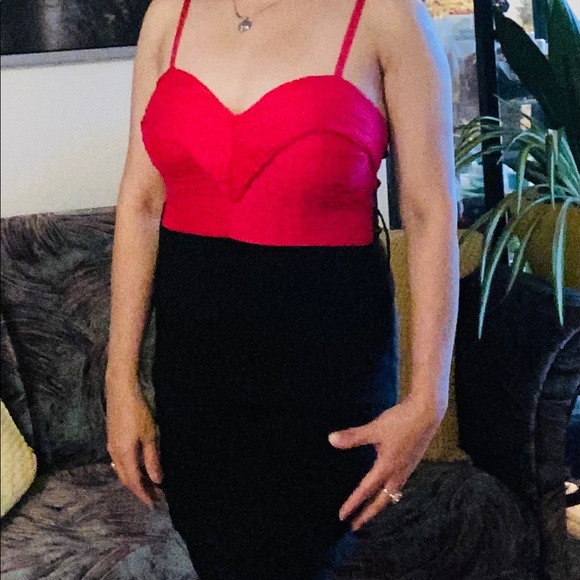 Dress - Picture 5 of 5